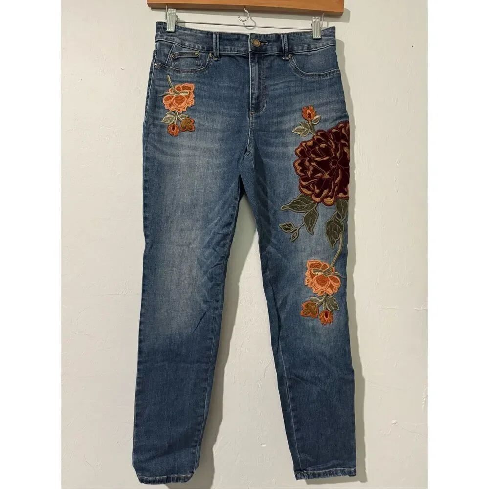 Chico’s 35th anniversary jeggings floral velvet embroidered 6R